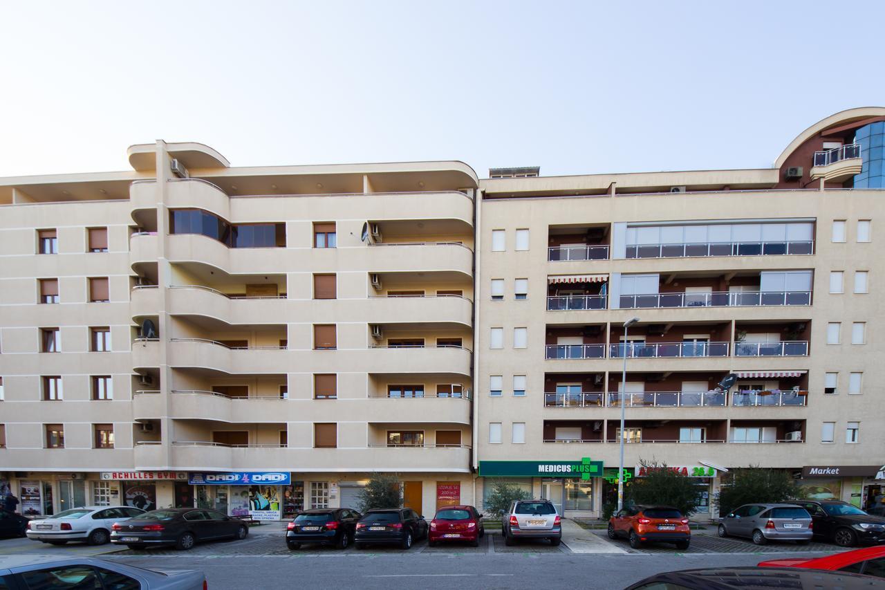 Charming City Center Подгорица Екстериор снимка